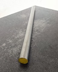 1018 Cold Drawn Steel Round Bar 11/16″ Dia x 12″ Long – Low Carbon CRS Solid Rod