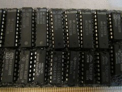 (31) Assorted DIP Through-Hole ICs Integrated Circuits 14-20 Pins