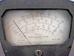 Vintage ALNOR Velometer 3002 Air Flow Velocity Meter w/ Accessories & Case 1