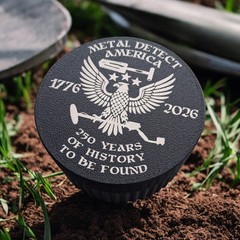 Metal Detecting Finds Box Coin & Ring Storage Jar America 250th Anniversary