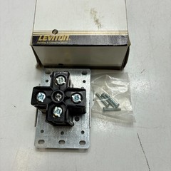 LEVITON 278 GROUNDING POWER OUTLET FLUSH MOUNT 4 WIRE 3 POLE 30 Amp (LOT OF 4)