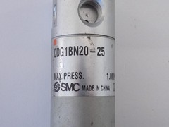 SMC CDG1BN20-25 Cylinder
