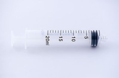 20CC GLOBAL SYRINGES ONLY WITH LUER LOCK 20ML 25 NEW STERILE without Needle