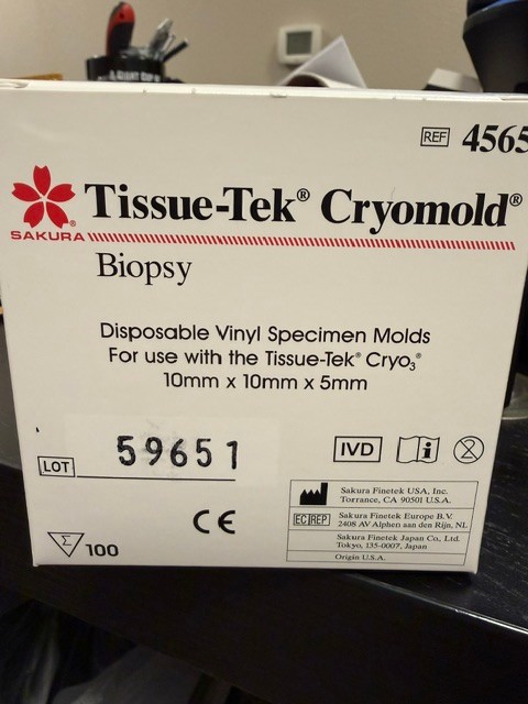 SAKURA REF 4565 Tissue-Tek Cryomold 10x 10 x 5mm 1 box of 100 molds