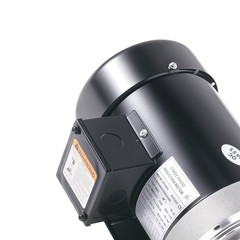 1HP Electric Motor 1725RPM AC230V/460V 56C Frame 3-Phase 5/8″ Keyed Shaft