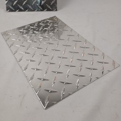 Diamond Plate Tread Brite Aluminum 8″ x 12″ 3003 .063 16 Gauge Chrome Polish
