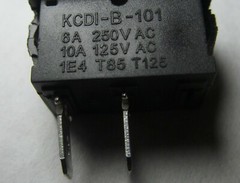 3-PACK ROCKER SWITCH 10A 125V AC/ 6A 250V AC SPST 2-PIN ON-OFF SNAP-IN BLACK