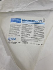 KIMBERLY-CLARK KLEENGUARD WHITE LAB COATS 2XL ( QTY 30 PCS)