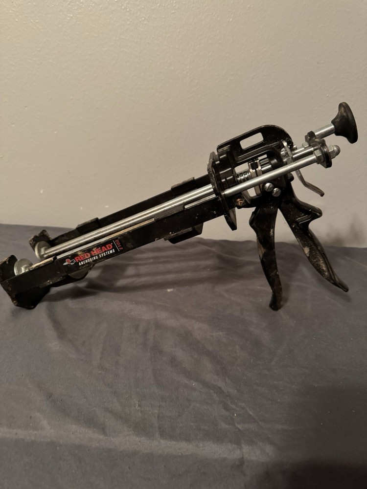 Red Head E102 Manual Epoxy Dispensing Gun – Dual Component 1:1 – Heavy Duty