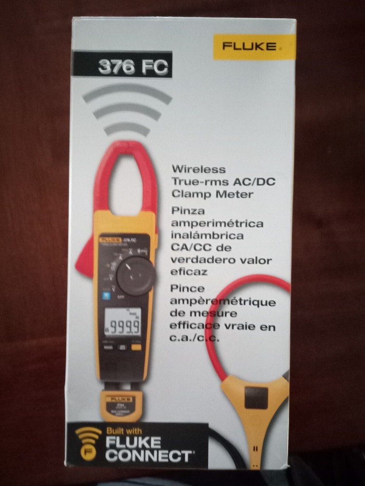 Fluke 376 FC 1000 Amp AC & DC True RMS Clamp Meter with flexible current clamp.