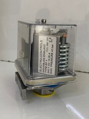 Electro Controls / Pressure Switch EP4 / 40bar, 240V AC 15 (6) A, 1/2″ Female