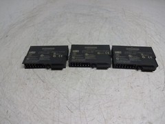 Lot of 3 Siemens 6ES7 132-4BD02-0AA0 Electronic Module 6ES7-132-4BD02-0AA0