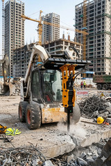 Hydraulic Breaker Hammer Attachment for Bobcat Skid Steer Rock Concrete Breaking