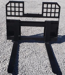 48″ Long 4,000 Pound Walk Through Pallet Forks Fits Bobcat Skid Steer Loader