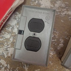 American Electric Perfect-Line Outdoor Duplex Outlet Cover Lot WR100-C 728A