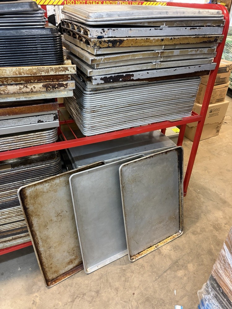 Lot of 70 18×26 Full Size Aluminum Sheet Pans Commercial Bakery Cookie Pans