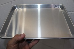 Professional Winco ALXP1013 1/4 Sheet 20 Gauge Aluminum Sheet Pan Baking Tray
