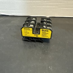 BUSS BC6033PQ 3P 600V 30A Fuse block / Holder – NOS