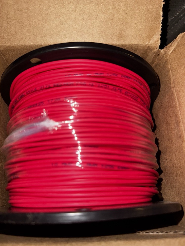 Belden 35616 002 (Red) 16 AWG Stranded Hook-Up Lead Wire 500ft