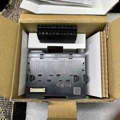 (UP TO 2)Brand New Schneider Electric TM3DM8R TM3-8 Discrete I/O Module