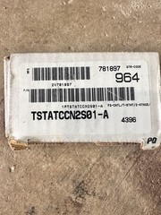 AS IS Carrier Non-programmable Ac/hp Multistage Thermostat Tstatccn2s01-a