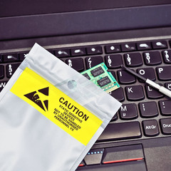 Anti Static Shielding ESD Bags 4″ x 6″ Multi Pack Zip Resealable Translucent bag