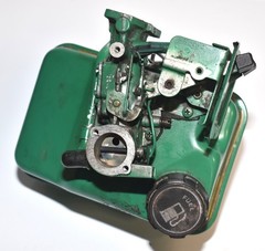 Briggs 5HP Engine Model 130212 * GAS FUEL TANK, CARBURETOR, LEVER LINKAGE * Part