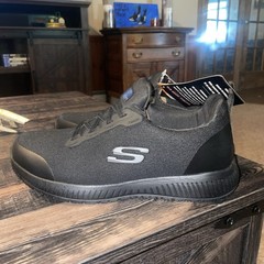 Womens Skechers Memory Foam 77222 SQUAD SR Slip Resistant Work Shoes