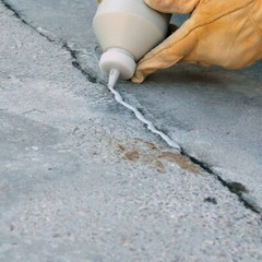 Quikrete Concrete Crack Sealant 1 Qt. Repair Cement Fills Sealants Driveways