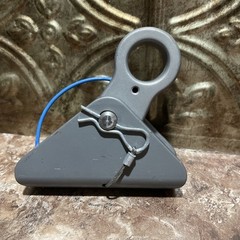 Safe Waze #0110 Large Eye 5/8 Inch Rope Grab