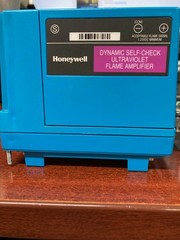 Honeywell RM7840L1016 Control Module S7800A1001 KDM Display 221818A Cable Kit