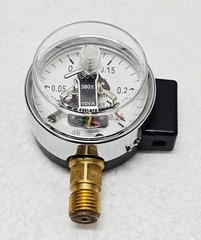 MC YX-60 ELECTRIC AIR PRESSURE GUAGE 0-0.25 MPa 60MM DIAL (NEW OPEN BOX)