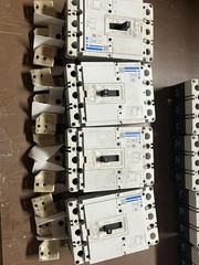 EATON PDD23G0200TFFL PDD2 3 POLE 200 AMP 240v CIRCUIT BREAKER NEW TAKE OUTS