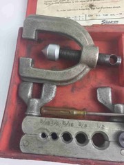 Snap On TF-5 Double Flaring Tubing Flare Kit