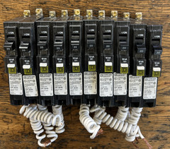10 New Circuit Breakers Square D QOB120CAFI 20 Amp 1 Pole AFCI FOR BOLT ON PANEL