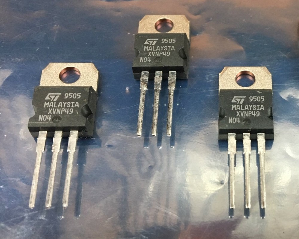 ST VNP49N04 49A 42V 20 MILLIOHM FULLY PROTECTED N-CHANNEL POWER MOSFET, QTY 3