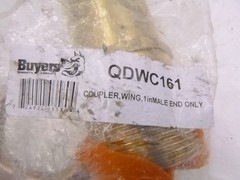 Buyers Products 1 Inch Wing-Type Hydraulic Quick Coupler Male QDWC161