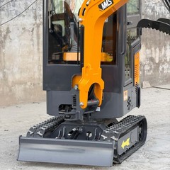 1.4Ton Mini Excavator With Enclosed Cab B&S Engine Swing Boom 4 Attachments Kit