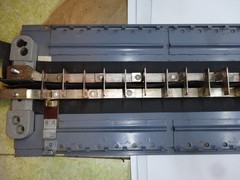 WADSWORTH Breaker Panel 200 Amp 240V 40 Space Interior Bus Bar Guts W/ Mount