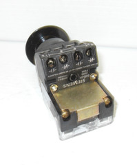⭐NEW IN BOX⭐ FURNAS 52PX2G3A GREEN ILLUMINATED 2-POS.PUSH PULL BUTTON MAINTAINED