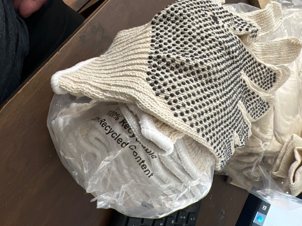 6- pair of rubber dot industrial work gloves