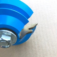 Amana Tool #998 Carbide Tripped Lock Miter 3-Wing Shaper Cutter 45 Degree 3-3/4″