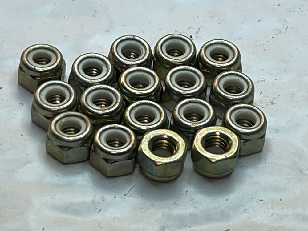 M4-0.70mm Hex Nylon Lock Nut Metric Hexagon Nut Zinc Plated Qty.15 (24M216)