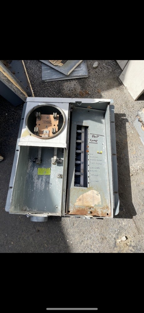 GE DEAD FRONT COVER 125A 12,SPC LONG 18 3/4 WIDE 6 1/4.