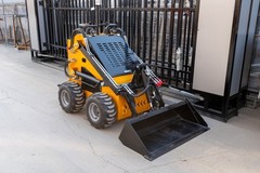 🔥2026 Mini Wheel Skid Steer Loader 23HP RATO Gasoline Engine Skid Steer Loader