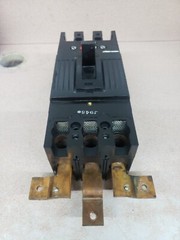 General ElectricTFJ236200 200 AMP Trip Circuit Breaker w Hardware *No Label