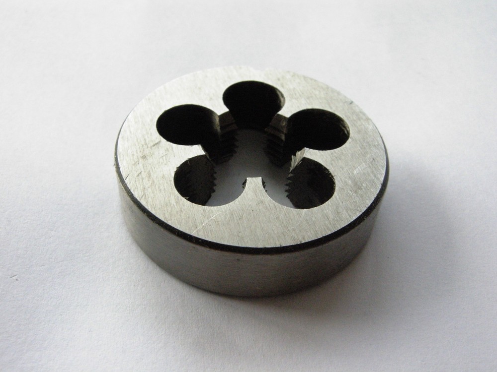 1pc Right Hand Male Thread Cutter Die 9/16″ – 12 14 16 18 20 24 28 32 36 40
