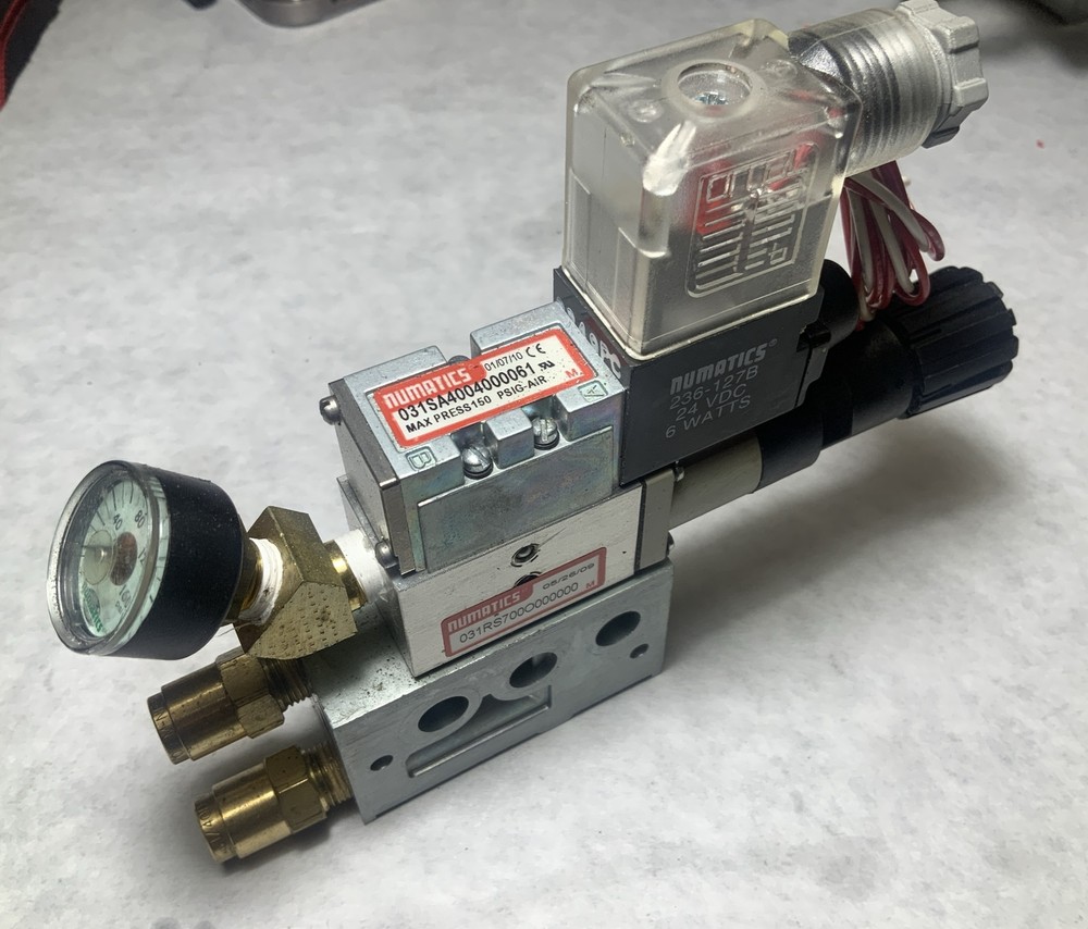 Asco Numatics 031SA4004000061 & 031RS700O000000 236-127B 24 VDC 6 Watts solenoid