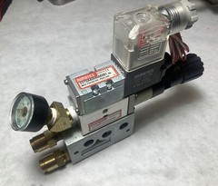 Asco Numatics 031SA4004000061 & 031RS700O000000 236-127B 24 VDC 6 Watts solenoid
