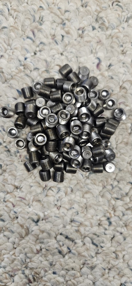 100 Pcs * 1/8 – 27 NPTF HD Steel Thread Socket Pipe Plug
